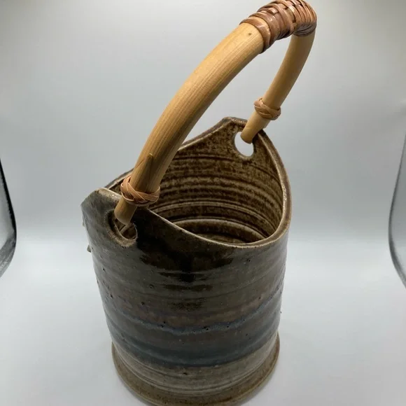 Vintage Teal/Tan/Blue Pottery Flower Pot with Bamboo Handle - Picture 4 of 10